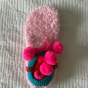 Cozy Pink Fuzzy Pom Pom Slipper
